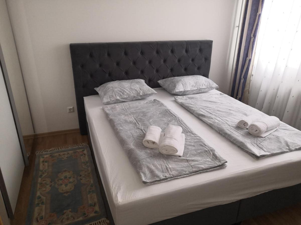 Deni Travnik